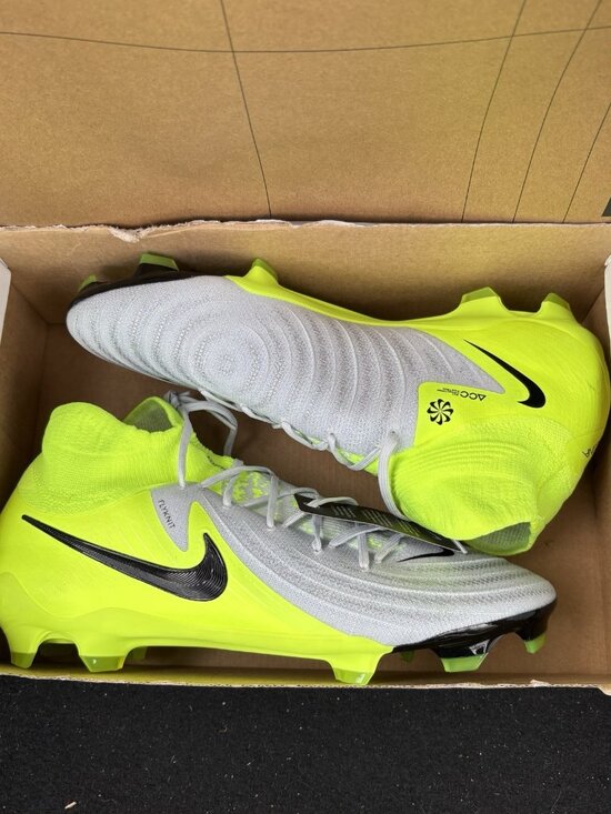 NEW Nike Phantom Luna II PRO FG Soccer Cleats Volt FJ2575-003 Mens Size 10 main image 7